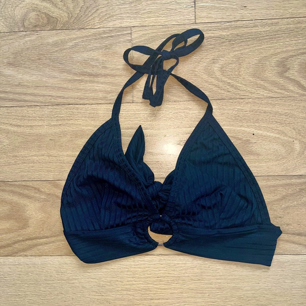 Lulu’s Black Tie Back Halter Top